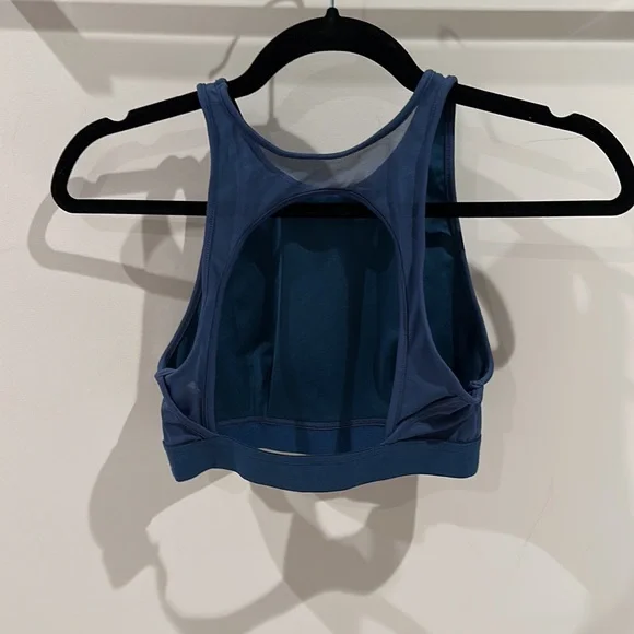 ALO Yoga Bra - Open Mesh Back size XS - Picture 2 of 2